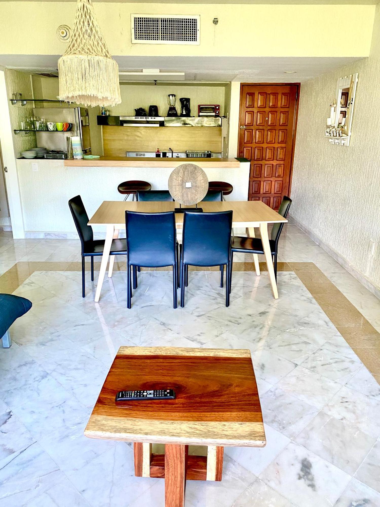 Condo In Ocean Front Resort แคนคูน ห้อง รูปภาพ