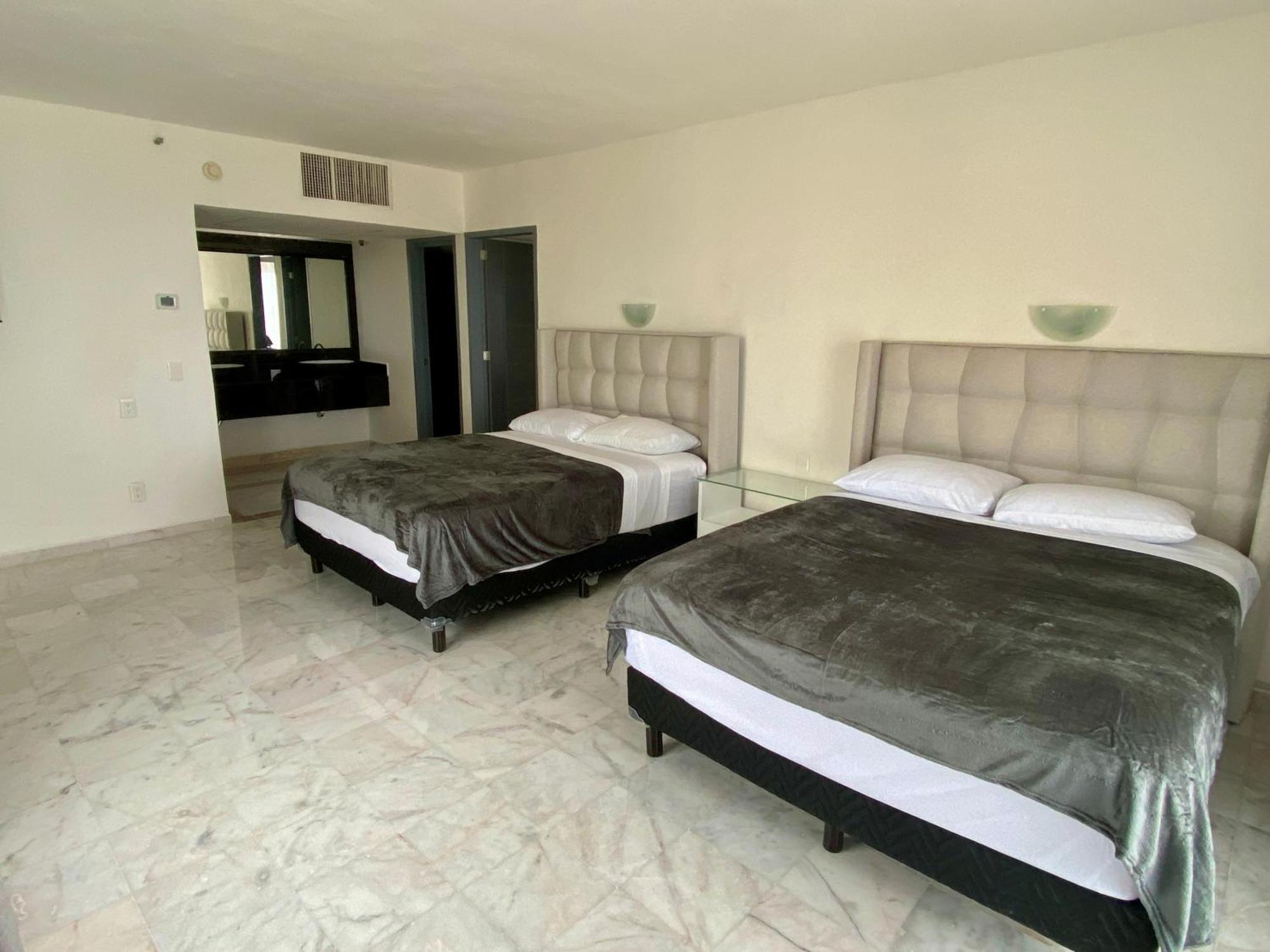 Condo In Ocean Front Resort แคนคูน ห้อง รูปภาพ